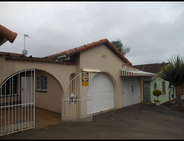 3 BEDROOM HOUSE FOR SALE IN RESERVOIR HILLS